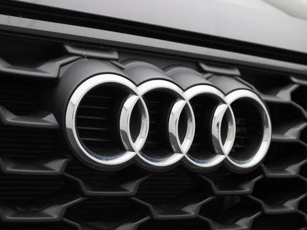 Audi Q3 (2023) — foto 37 van 42