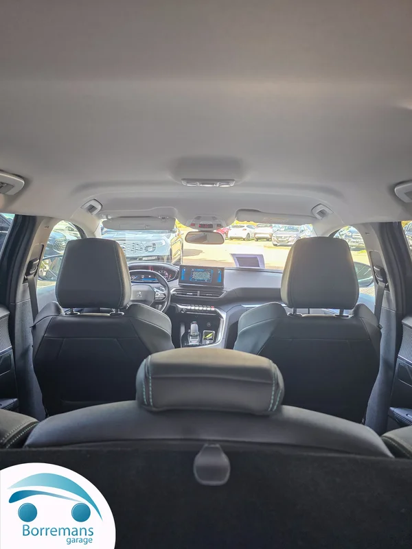 Peugeot 5008 (2022) — foto 12 van 27