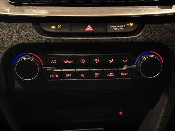 Kia Ceed (2024) — foto 7 van 21