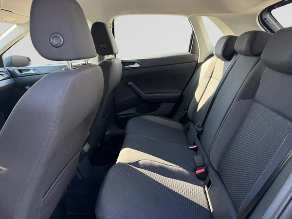 VOLKSWAGEN Polo (2023) — foto 13 van 18
