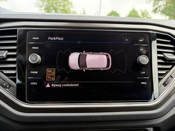 VOLKSWAGEN T-Roc (2020) — foto 20 van 20