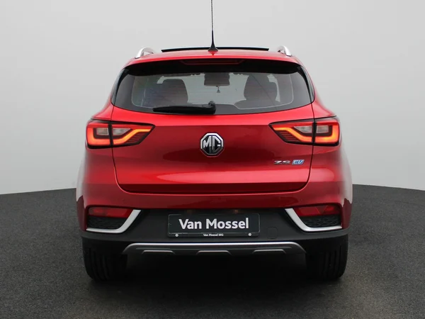 MG ZS EV (2021) — foto 38 van 42