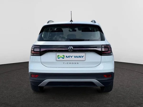 VOLKSWAGEN T-Cross (2021) — foto 21 van 24
