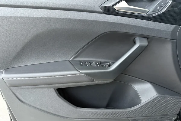 Volkswagen T-Cross (2025) — foto 8 van 20