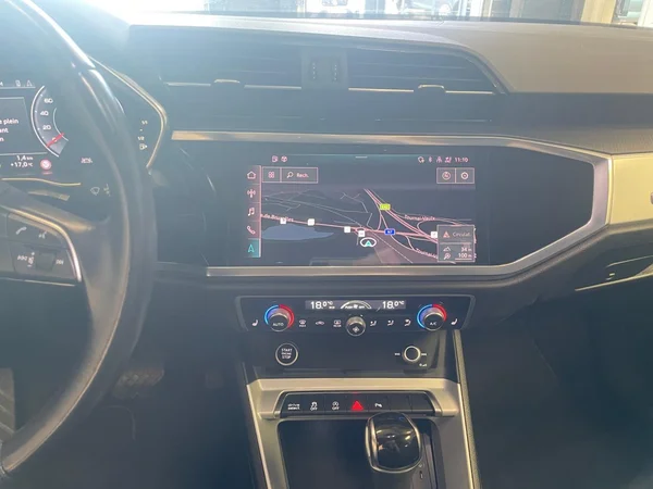 AUDI Q3 Sportback (2021) — foto 4 van 21