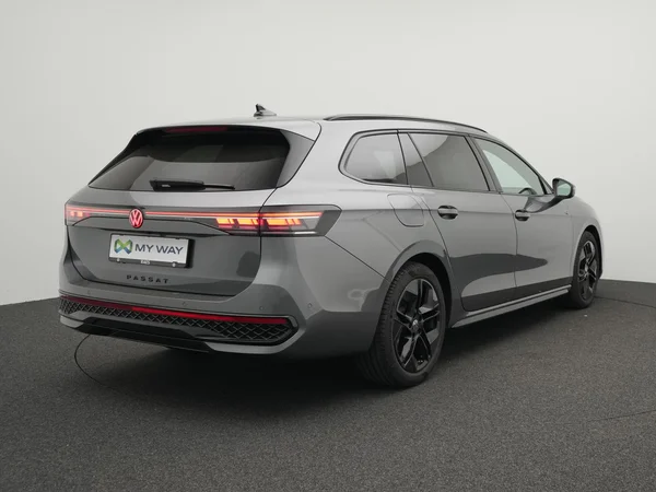 VOLKSWAGEN Passat SW (2026) — foto 12 van 24