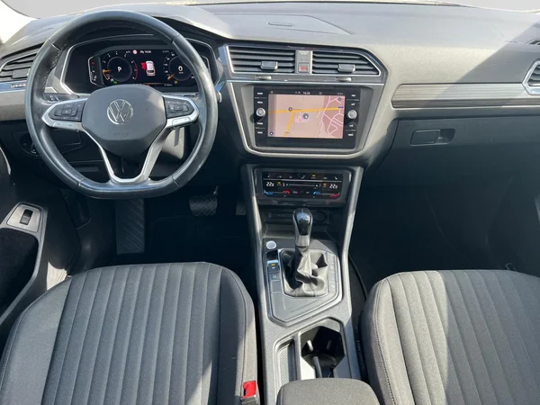 VOLKSWAGEN Tiguan Allspace (2023) — foto 15 van 18
