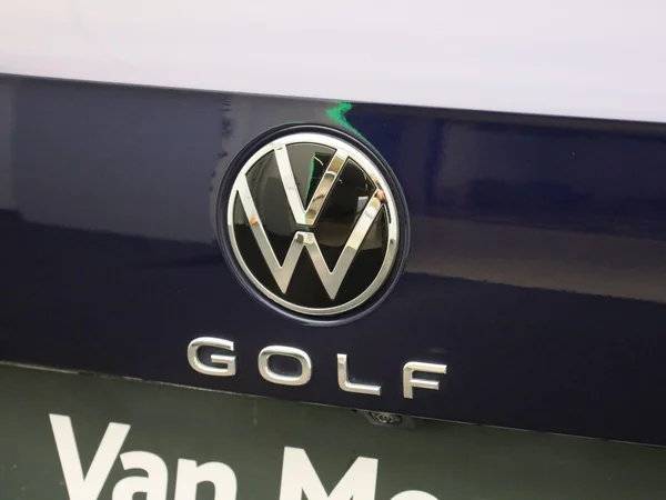 Volkswagen Golf (2022) — foto 41 van 47