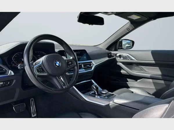 BMW 4 Cabrio (2022) — foto 28 van 29