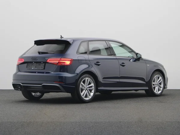 AUDI A3 Sportback (2020) — foto 12 van 19