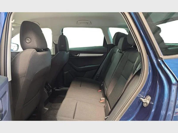 Skoda Karoq (2023) — foto 3 van 29