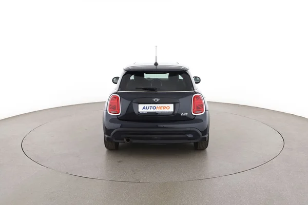 MINI MINI (2021) — foto 11 van 16