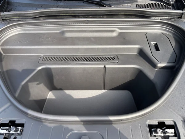 AUDI Q6 e-tron (2025) — foto 5 van 24