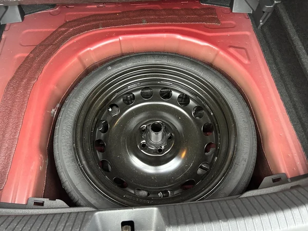 VOLKSWAGEN Taigo (2022) — foto 3 van 11