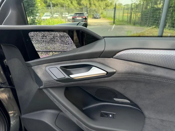 AUDI A6 Sportback e-tron (2026) — foto 9 van 24