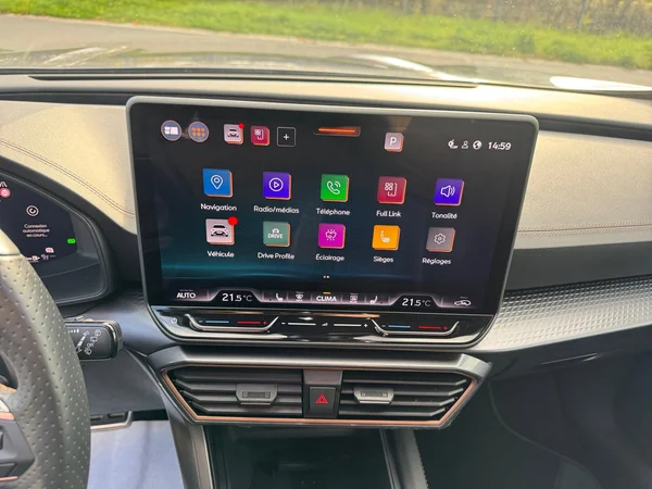 CUPRA Formentor (2025) — foto 8 van 22