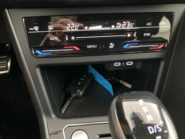 VOLKSWAGEN Polo (2025) — foto 5 van 15