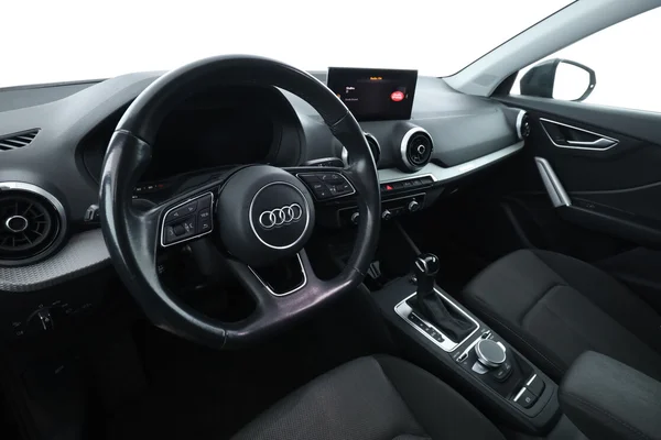 Audi Q2 (2021) — foto 2 van 16