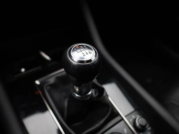 Mazda 3 (2021) — foto 16 van 42