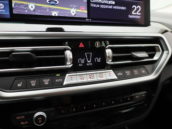BMW X3 (2023) — foto 21 van 42
