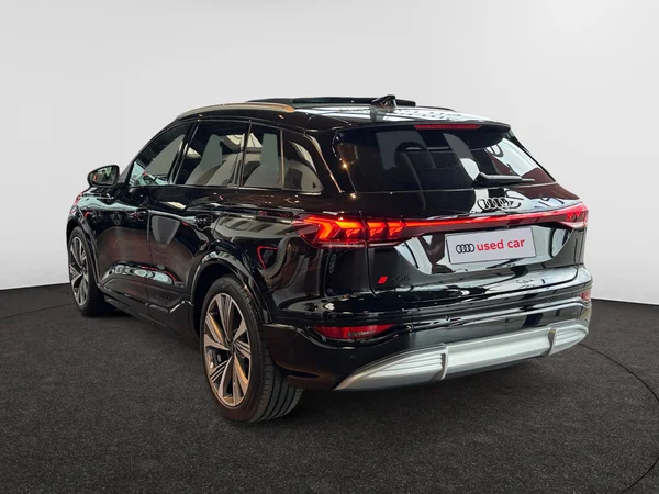 AUDI SQ6 e-tron (2026) — foto 17 van 23