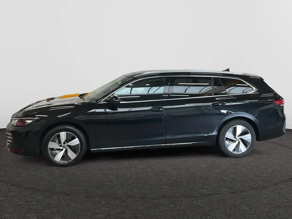 VOLKSWAGEN Passat SW (2025) — foto 12 van 24