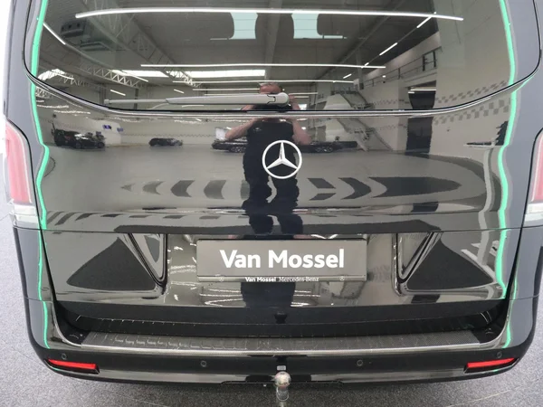 Mercedes-Benz Vito (2025) — foto 13 van 26