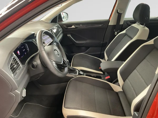 VOLKSWAGEN T-Roc (2019) — foto 21 van 21