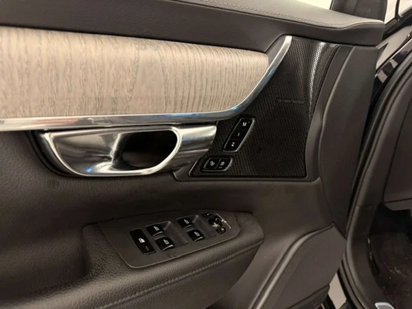 Volvo V90 (2022) — foto 13 van 20