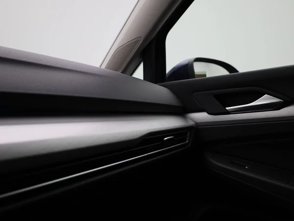 Volkswagen Golf (2021) — foto 22 van 43
