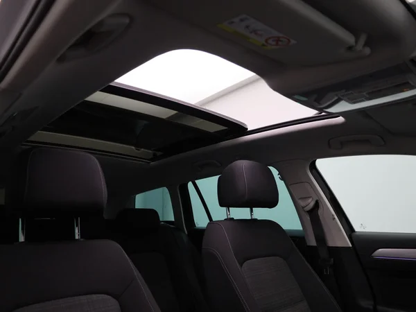 Volkswagen Passat (2022) — foto 37 van 48