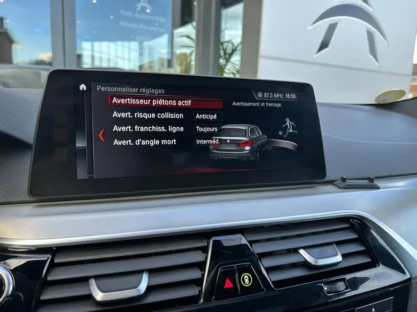 Bmw 520 (2018) — foto 8 van 29