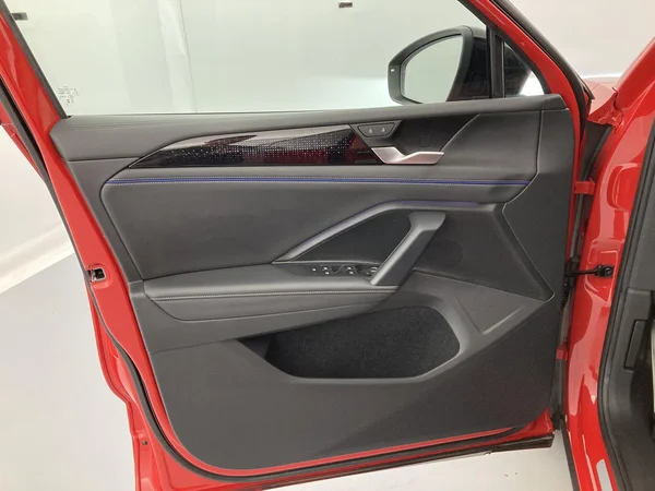 VOLKSWAGEN Tiguan Dsl (2024) — foto 26 van 36