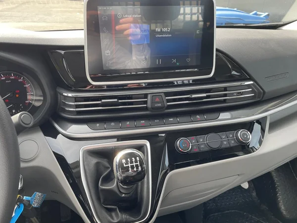 Maxus Deliver9 (2023) — foto 3 van 9