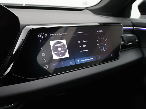 AUDI A5 Avant e-hybrid (PHEV) (2026) — foto 13 van 24