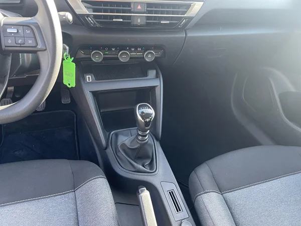 CITROEN C4 (2021) — foto 2 van 21