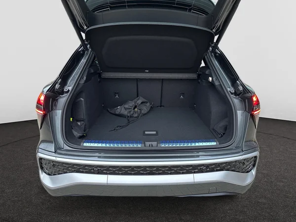 AUDI Q3 SUV e-hybrid (PHEV) (2025) — foto 7 van 26
