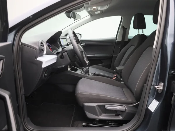 SEAT Ibiza (2023) — foto 3 van 38