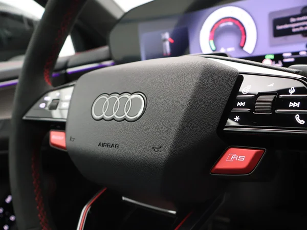 AUDI RS 5 Avant PHEV (2026) — foto 20 van 29