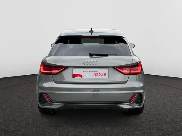 AUDI A1 Sportback (2023) — foto 9 van 20