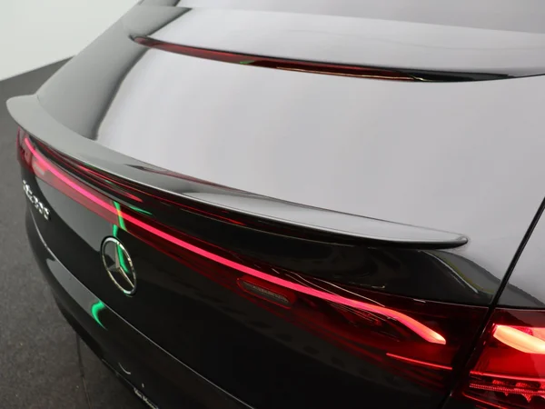 Mercedes-Benz EQE (2025) — foto 11 van 24