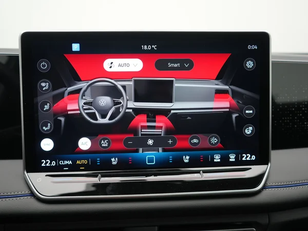 VOLKSWAGEN Tiguan (2025) — foto 23 van 24