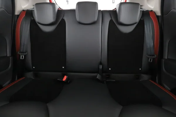 Renault Clio (2017) — foto 6 van 16