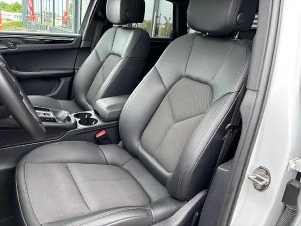 PORSCHE Macan S (2023) — foto 13 van 31