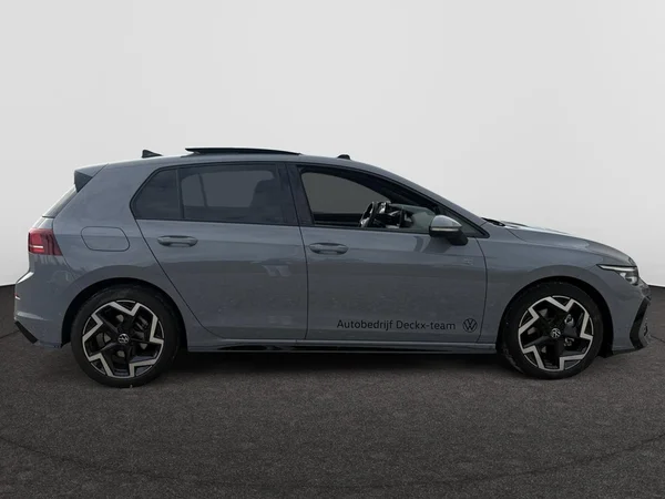 VOLKSWAGEN Golf VIII (2026) — foto 21 van 24