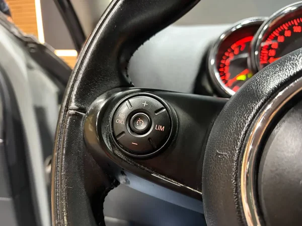 Mini One (2019) — foto 22 van 22