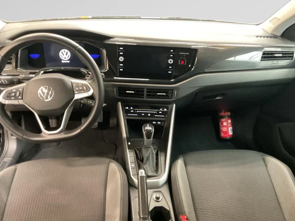 VOLKSWAGEN Taigo (2024) — foto 2 van 22