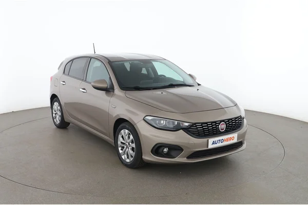 Fiat Tipo (2019) — foto 14 van 16