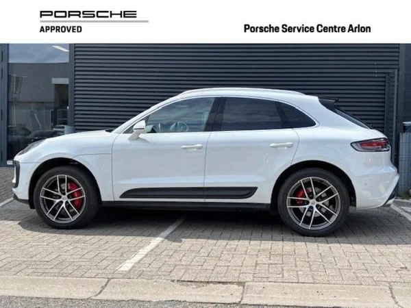 PORSCHE Macan S (2023) — foto 23 van 31