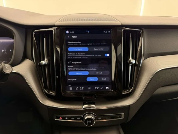 Volvo XC60 (2024) — foto 5 van 21